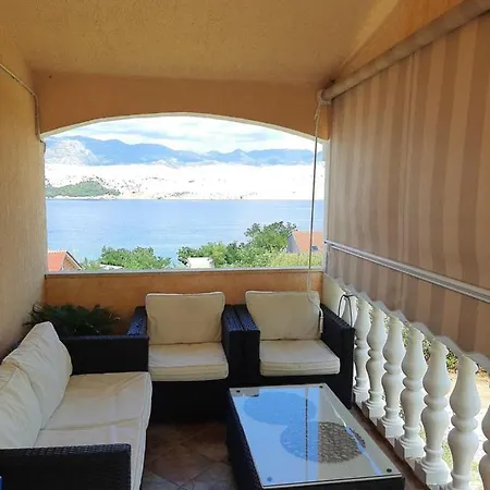 Appartement Rita Pag Town